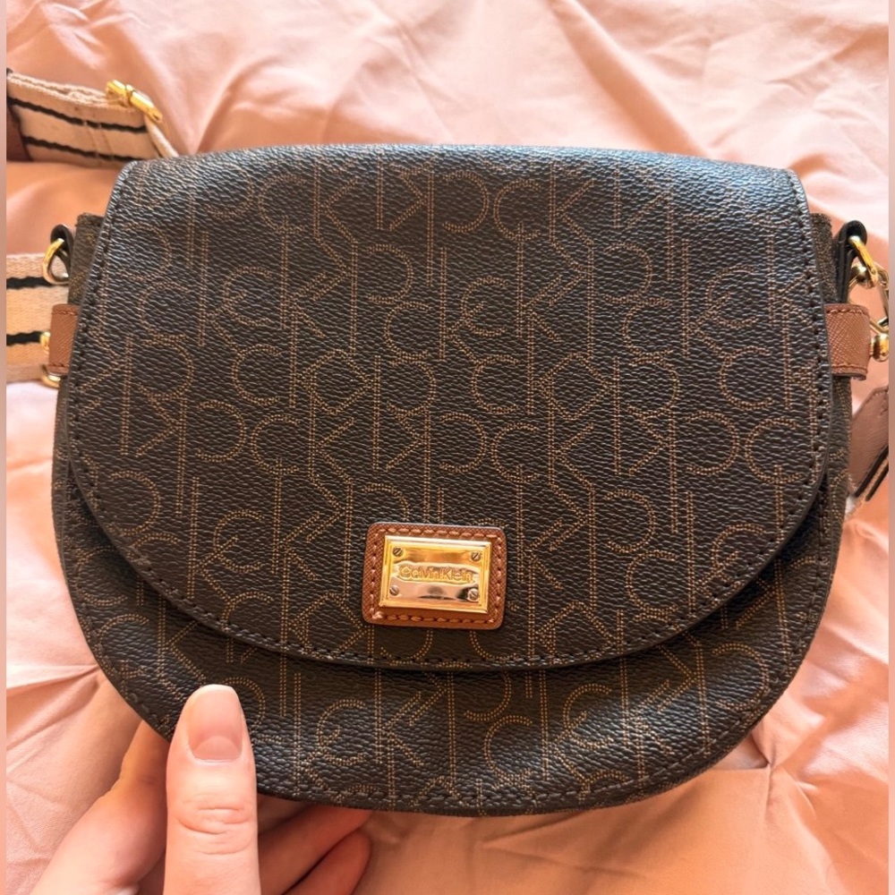 Calvin Klein Crossbody Bag